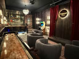 Desperado - Sauna, Hot Tub, Karaoke Bar, Views